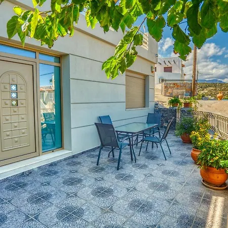 Kavousanos Apartahotel *