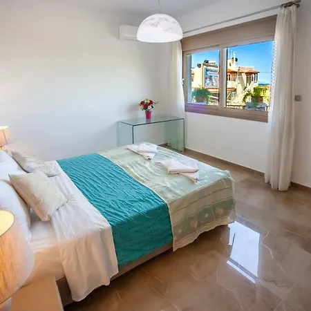 Apartahotel Kavousanos Istron