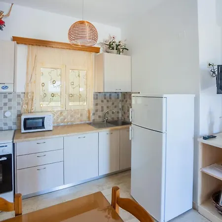 Kavousanos Apartahotel