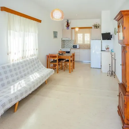 Kavousanos Apartahotel