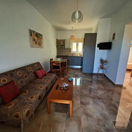 Kavousanos Apartahotel *