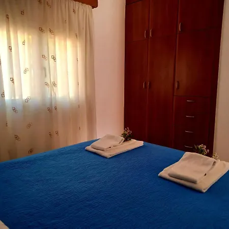 Apartahotel Kavousanos